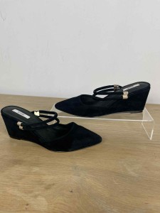 Klapki r. 36 (skóra)