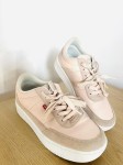 Sportowe r. 39 (Levi`s)